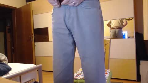 Snapshot of ach471 chatting on December 2024 07:10:01 AM ach471 online show from December 2024 07:10:01 AM