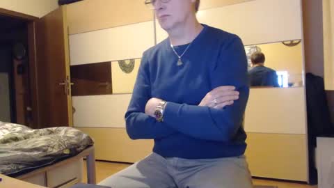 Snapshot of ach471 chatting on December 2024 05:42:01 PM ach471 online show from December 2024 05:42:01 PM