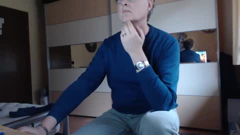 Snapshot of ach471 chatting on December 2024 01:22:02 PM ach471 online show from December 2024 01:22:02 PM