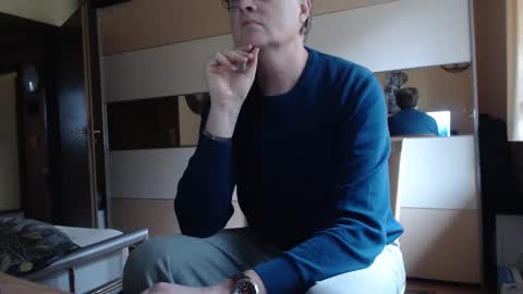 Snapshot of ach471 chatting on December 2024 12:06:02 PM ach471 online show from December 2024 12:06:02 PM