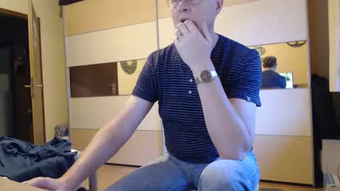 Snapshot of ach471 chatting on December 2024 08:02:01 AM ach471 online show from December 2024 08:02:01 AM