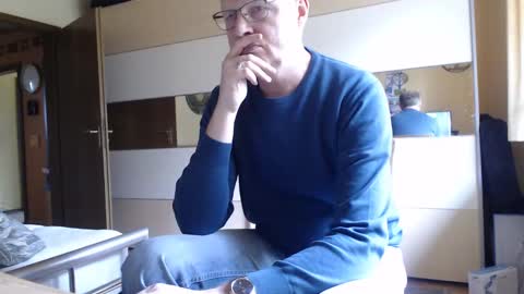 Snapshot of ach471 chatting on December 2024 11:10:02 AM ach471 online show from December 2024 11:10:02 AM