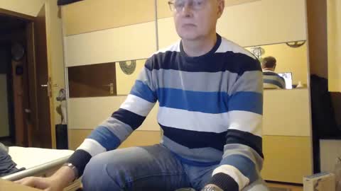 Snapshot of ach471 chatting on January 2025 06:27:02 PM ach471 online show from January 2025 06:27:02 PM