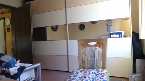 Snapshot of ach471 chatting on January 2025 09:00:01 AM ach471 online show from January 2025 09:00:01 AM