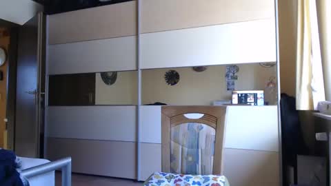 Snapshot of ach471 chatting on February 2025 08:49:01 AM ach471 online show from February 2025 08:49:01 AM