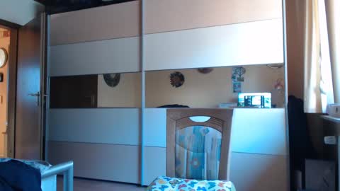 Snapshot of ach471 chatting on February 2025 08:01:01 AM ach471 online show from February 2025 08:01:01 AM