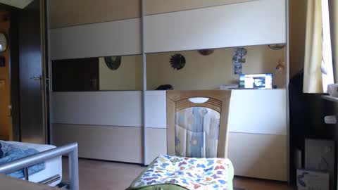 Snapshot of ach471 chatting on February 2025 09:12:02 AM ach471 online show from February 2025 09:12:02 AM