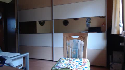 Snapshot of ach471 chatting on February 2025 07:31:01 AM ach471 online show from February 2025 07:31:01 AM