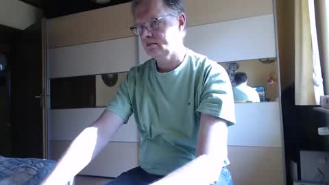 Snapshot of ach471 chatting on March 2025 12:20:01 PM ach471 online show from March 2025 12:20:01 PM