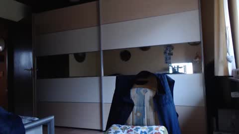 Snapshot of ach471 chatting on March 2025 06:05:01 AM ach471 online show from March 2025 06:05:01 AM