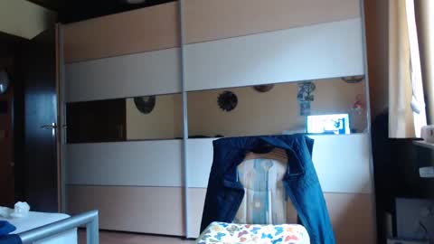 Snapshot of ach471 chatting on March 2025 07:15:01 AM ach471 online show from March 2025 07:15:01 AM