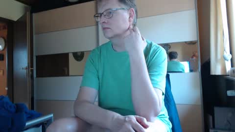 Snapshot of ach471 chatting on March 2025 07:35:02 AM ach471 online show from March 2025 07:35:02 AM