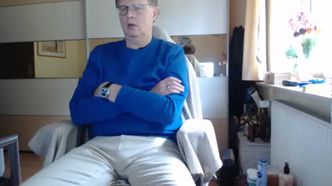 Snapshot of ach471 chatting on September 2025 07:12:01 AM ach471 online show from September 2025 07:12:01 AM