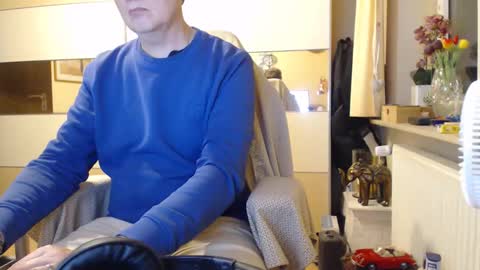 Snapshot of ach471 chatting on September 2025 05:51:02 PM ach471 online show from September 2025 05:51:02 PM