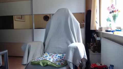 Snapshot of ach471 chatting on October 2025 08:02:02 AM ach471 online show from October 2025 08:02:02 AM