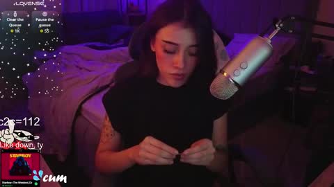 Lana 3 online show from November 2025 08:42:02 PM