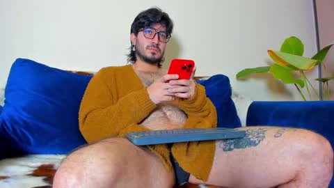 Snapshot of ackerman_eren_ chatting on February 2025 12:39:02 PM R. online show from February 2025 12:39:02 PM