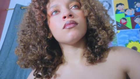 Snapshot of ada_gales_ chatting on May 2026 03:44:01 AM Isa online show from May 2026 03:44:01 AM