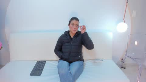 Snapshot of ada_monroe10 chatting on January 2026 01:38:02 PM online show from January 2026 01:38:02 PM