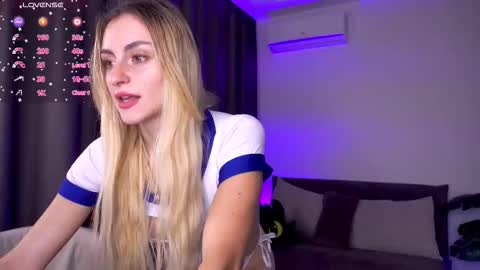 Ada online show from September 2025 09:03:02 PM