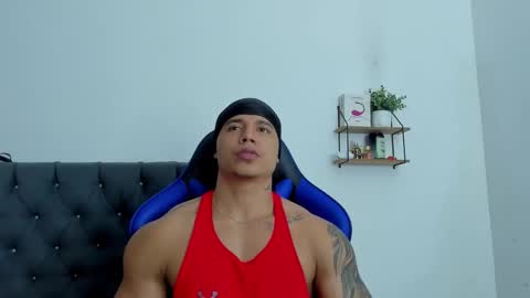 adam boss online show from November 2025 07:11:02 AM