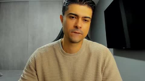 Snapshot of adam_clarke chatting on February 2026 03:51:02 AM adam clarke online show from February 2026 03:51:02 AM