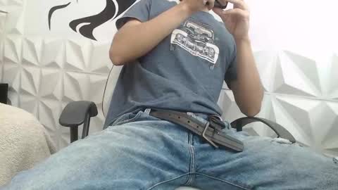 adam_evehotroom online show from February 2025 08:00:01 PM