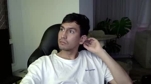 adam_evehotroom online show from October 2025 03:28:01 AM