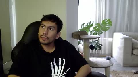 adam_evehotroom online show from October 2025 06:43:01 PM