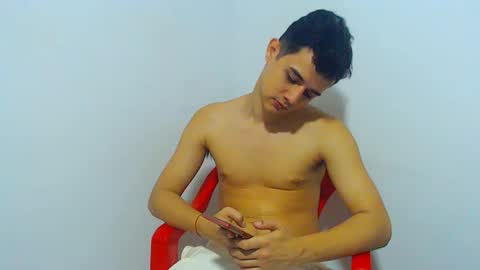 adam hot11 online show from March 2025 02:26:01 AM