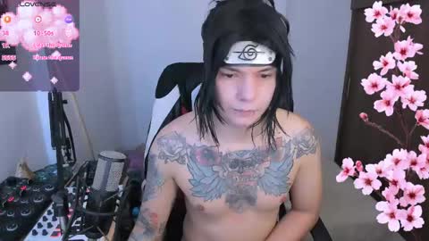 Snapshot of adam_rocket chatting on May 2026 05:08:01 PM Adam online show from May 2026 05:08:01 PM