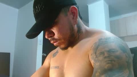 adam shilder7 online show from February 2026 09:01:01 PM