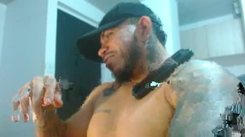 adam shilder7 online show from April 2026 10:43:02 PM