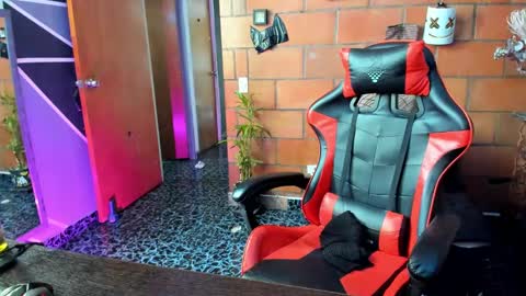 Adam Valencia online show from February 2025 03:43:02 PM