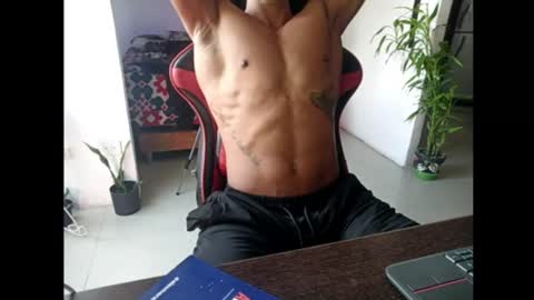 Snapshot of adam_valencia chatting on June 2026 03:32:01 PM Adam Valencia online show from June 2026 03:32:01 PM