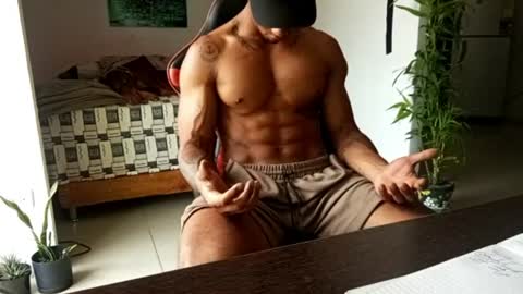 Snapshot of adam_valencia chatting on July 2026 03:18:01 PM Adam Valencia online show from July 2026 03:18:01 PM