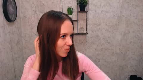 adamais_ online show from February 2025 10:48:02 AM