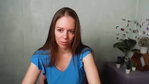 adamais_ online show from June 2026 02:46:02 AM