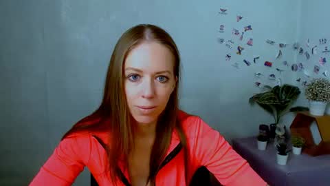 adamais_ online show from July 2026 02:41:01 AM