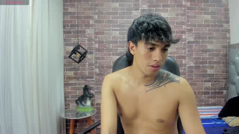 Snapshot of adamcoox chatting on December 2024 03:11:02 PM Adam online show from December 2024 03:11:02 PM