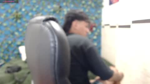 Snapshot of adamcoox chatting on December 2024 04:33:02 AM Adam online show from December 2024 04:33:02 AM