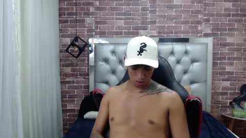 Snapshot of adamcoox chatting on March 2025 06:58:01 AM Adam online show from March 2025 06:58:01 AM