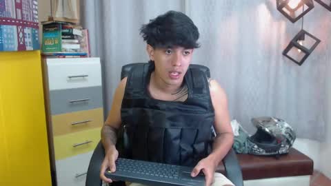 Snapshot of adamcoox chatting on May 2026 11:10:02 PM Adam online show from May 2026 11:10:02 PM