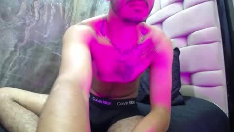 adamparker_ online show from February 2025 11:33:01 AM