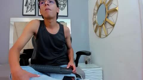 Adams Bobby online show from December 2025 11:36:02 AM