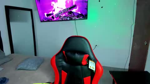 Adams online show from September 2025 11:20:02 PM