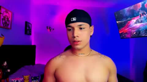 Snapshot of adams_collins chatting on December 2025 01:31:02 PM Adams online show from December 2025 01:31:02 PM