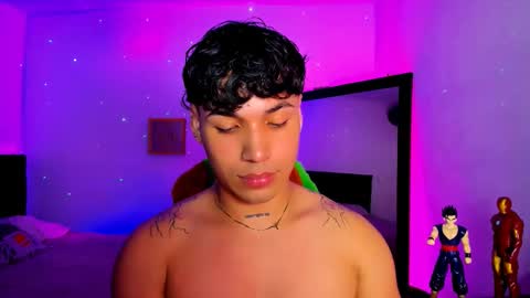 Snapshot of adams_collins chatting on January 2026 01:22:02 AM Adams online show from January 2026 01:22:02 AM