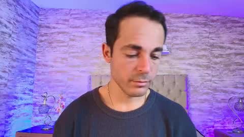 Im Adams Sanz online show from April 2026 07:25:02 PM