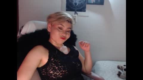 adan_romanoff online show from November 2025 07:58:01 AM